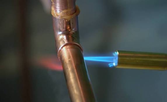 Signs of water line leak in Phoenix